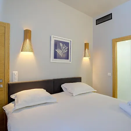 Apartment Superbe T5 Proche Du Palais Et De La Croisette